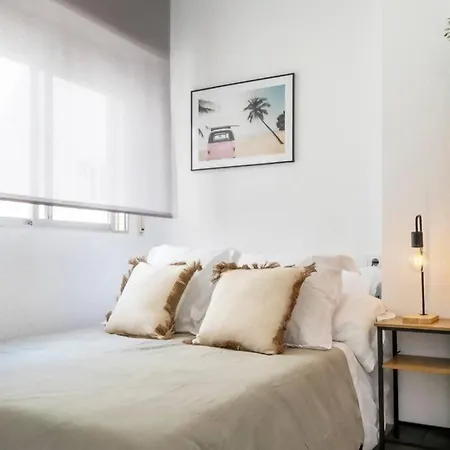 Appartement Pink La Marina - Winter By The